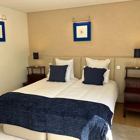 Porto - - Quinta De Santiago