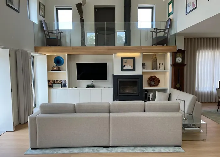 Porto - - Quinta De Santiago *